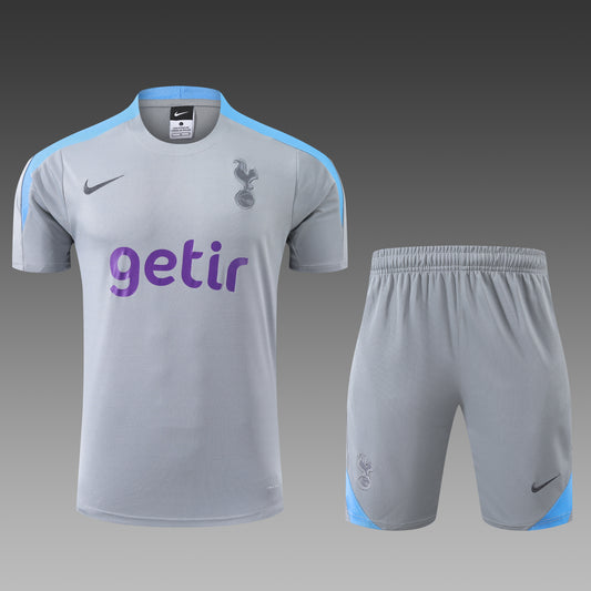 Conjunto Tottenham Hotspur 24-25