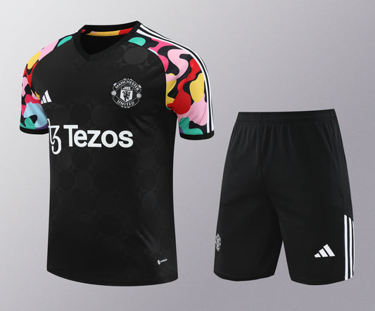 Conjunto Manchester United 24-25